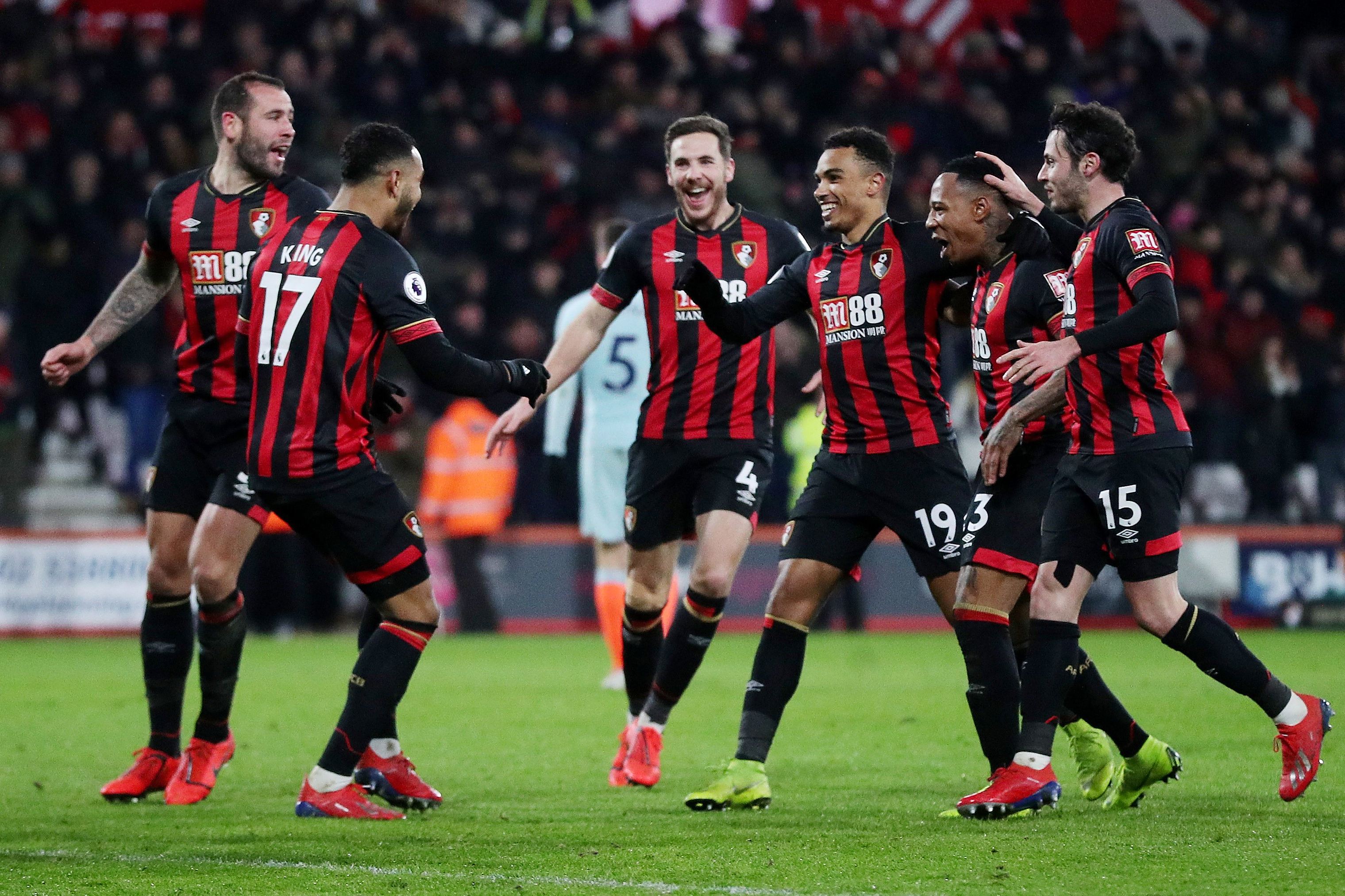 西班牙国家队迎法甲关键赛,训练课后手感冰凉,悬念犹存,身体对抗强度拉满的简单介绍 西班牙国家队迎法甲关键赛,训练课后手感冰凉,悬念犹存,身体对抗强度拉满的简单介绍