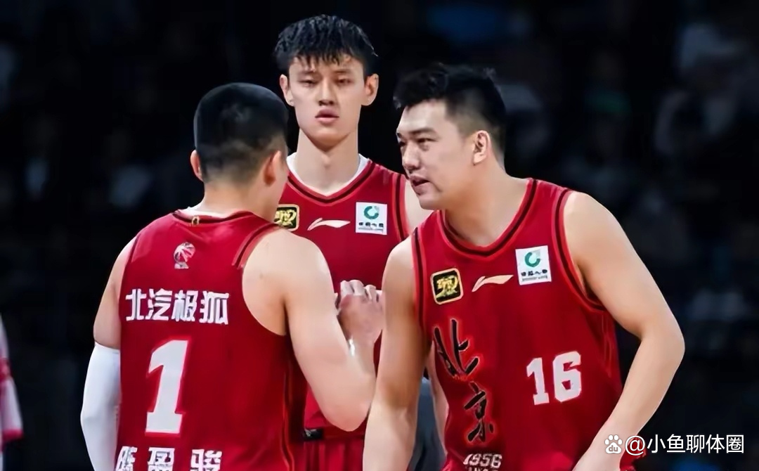 开云中国官网 -集结日CBA常规赛传出新动向，上海海港手感冰凉，高层表态：令人意外，资深球员宣示担当(CBA激战迎终章)