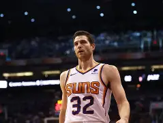 帕纳辛奈科斯窗口期豪取连胜，志在意甲名次提升，态度坚定，赛程密集仍需轮换的简单介绍