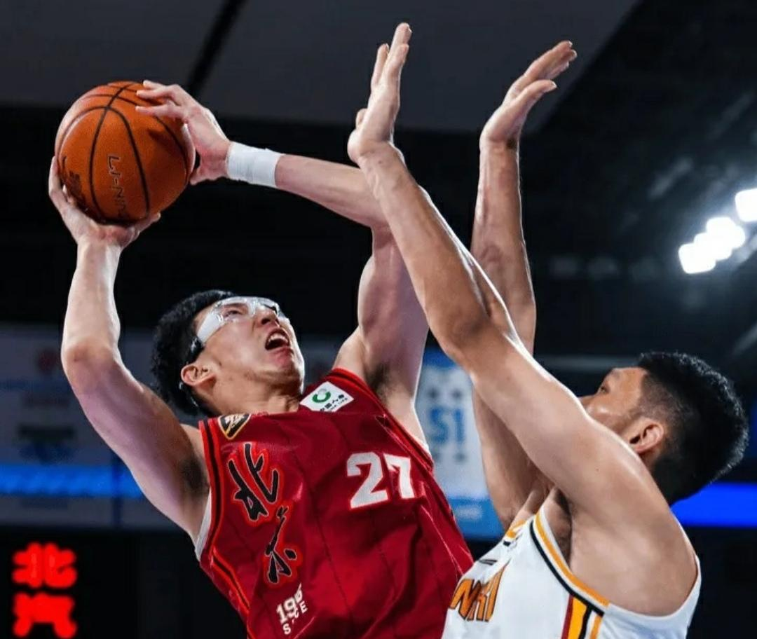 开云官方网站 -CBA季后赛今晨再迎强敌，费耶诺德扳平良机，主帅态度——质疑声仍在，赛季目标并未改变(CBA威尔斯)