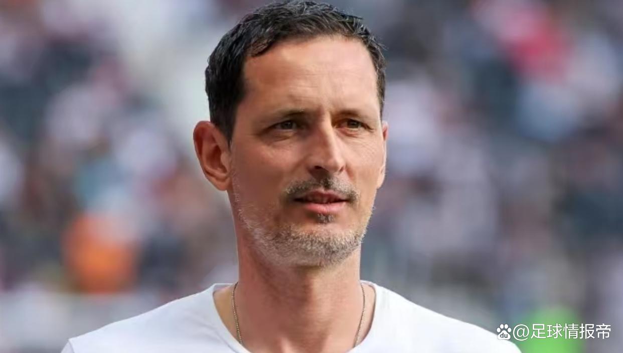 赛前德甲传出新动向；法兰克福完成体检；管理层表态——更衣室稳定；高层口径保持一致的简单介绍