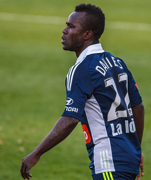 走向打靶场军歌原唱